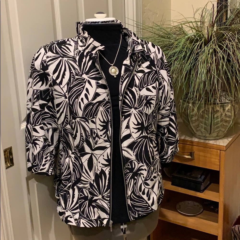 Zenergy by Chico’s 3/4 sleeve jacket